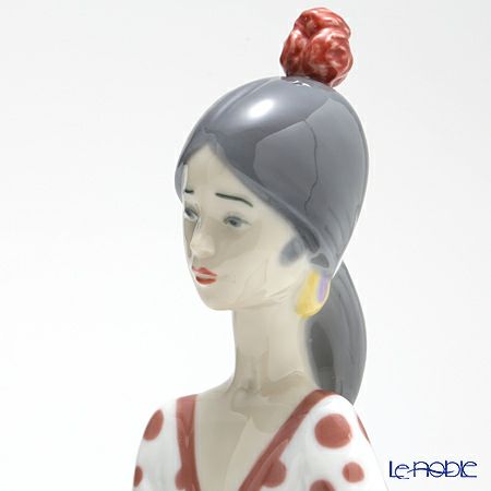 リヤドロ アンダルシアの踊り子 8499