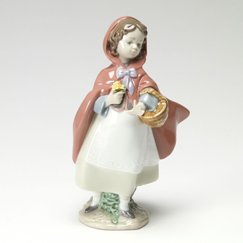 リヤドロ 赤ずきんちゃん 8500