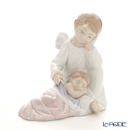 リヤドロ 守ってあげるよ（女の子） 8549