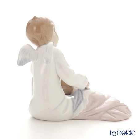 リヤドロ 守ってあげるよ（女の子） 8549