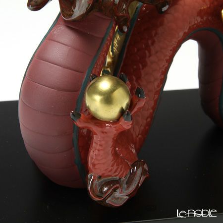 リヤドロ 龍（宝珠） 08613 台座付