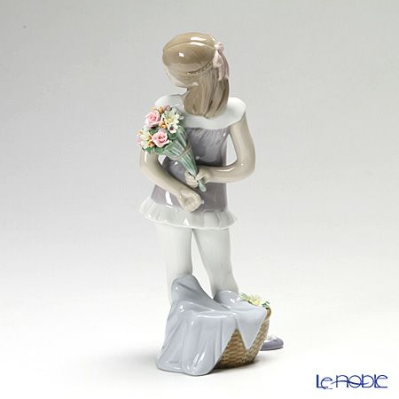 リヤドロ 花束の贈り物 8632