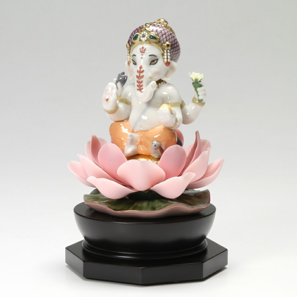 リヤドロ 蓮の上のガネーシャ 08635