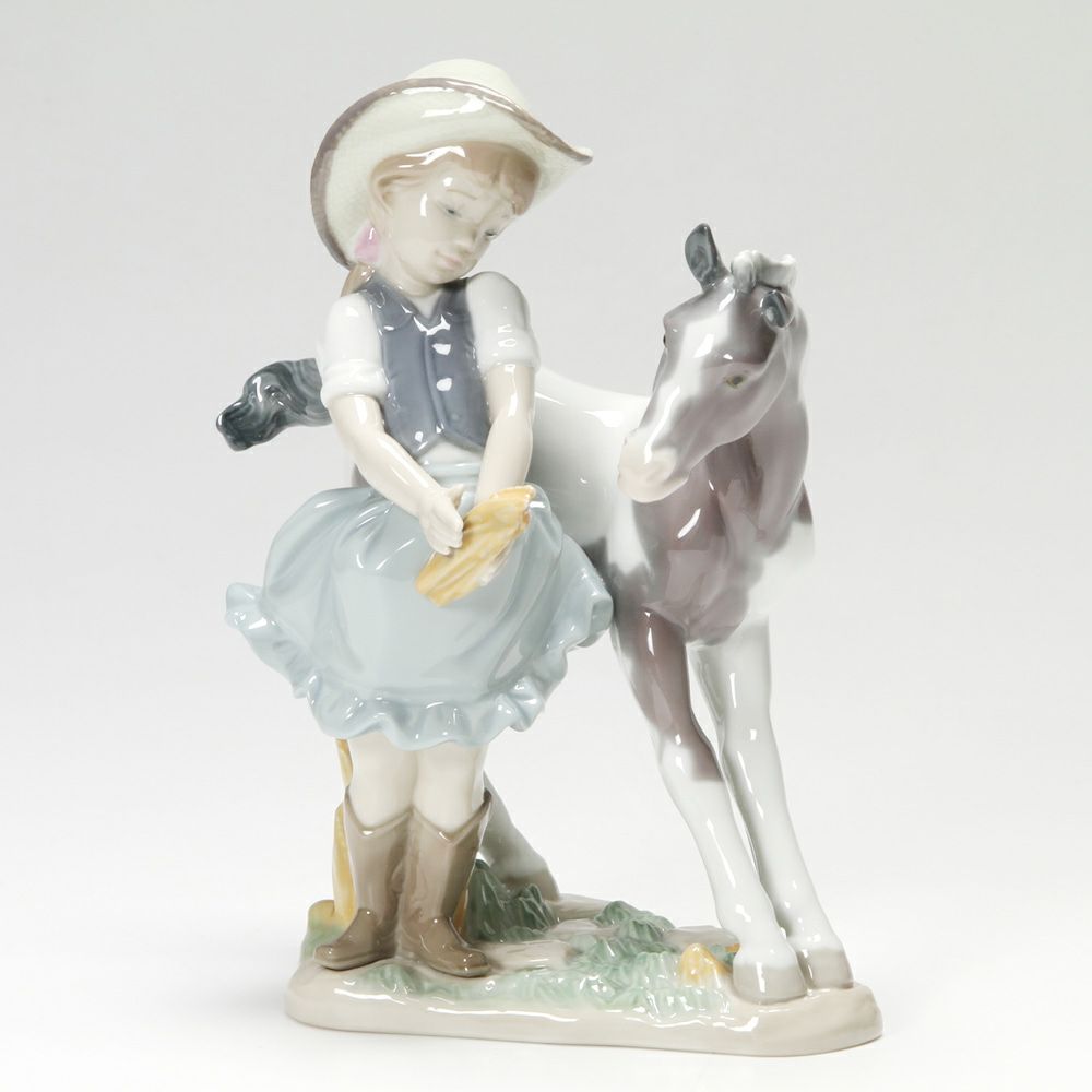 リヤドロ 小さなカウガール 8636