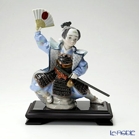 リヤドロ 桃太郎 08641（限定3500体）