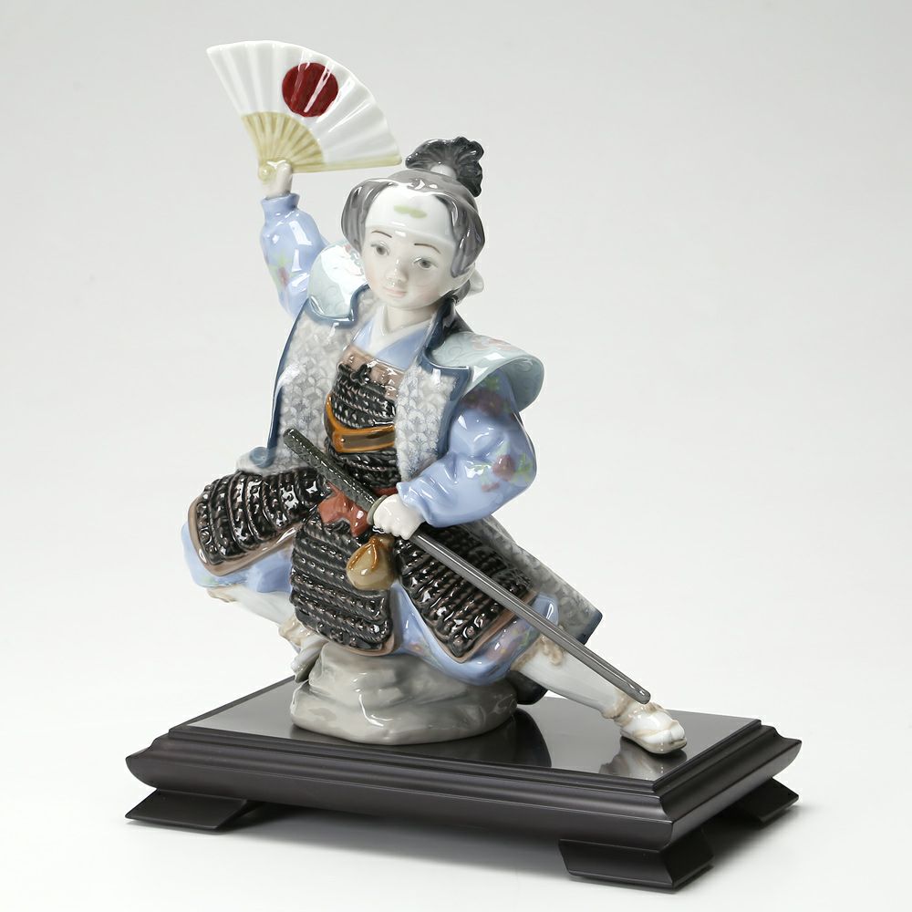 リヤドロ 桃太郎 08641（限定3500体）