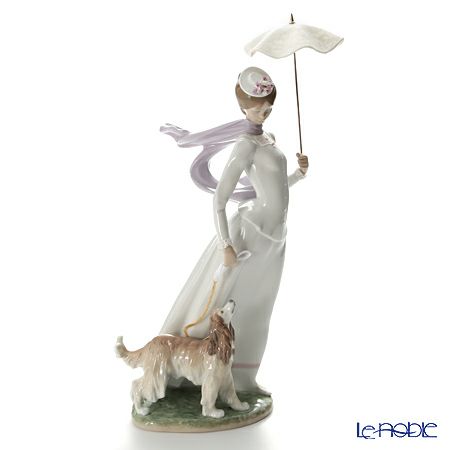 リヤドロ ショールの貴婦人 08679