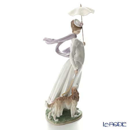 リヤドロ ショールの貴婦人 08679