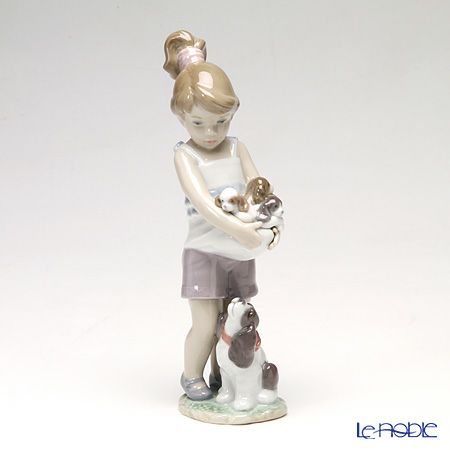 リヤドロ 私がママよ 8690