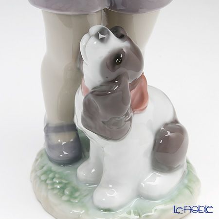 リヤドロ 私がママよ 8690