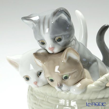 リヤドロ 見いつけた 8693