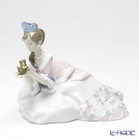 リヤドロ お姫様とカエル 8718