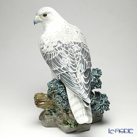 リヤドロ シロハヤブサ 8722