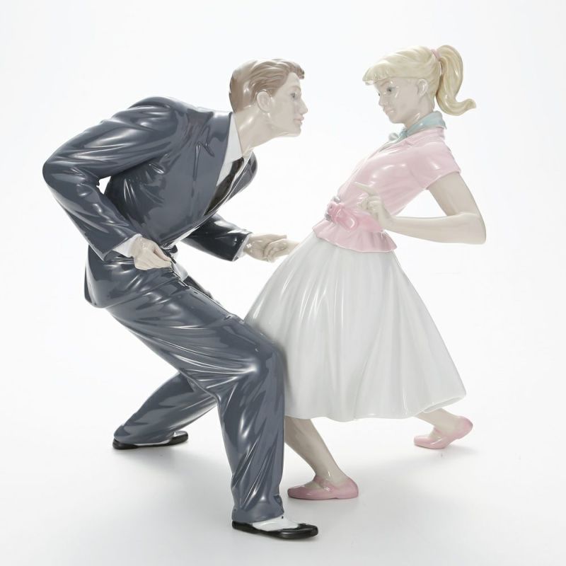 リヤドロ スウィング 08752 LE3000