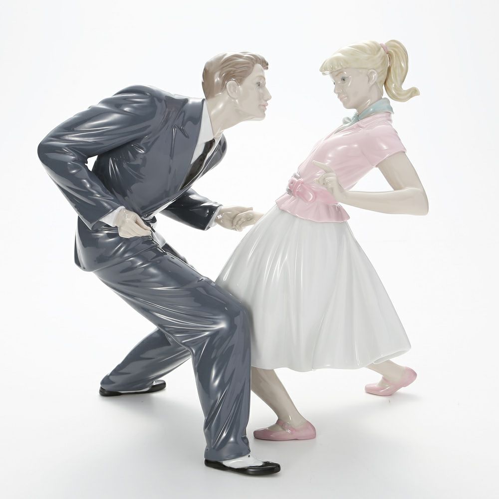 リヤドロ スウィング 08752 LE3000