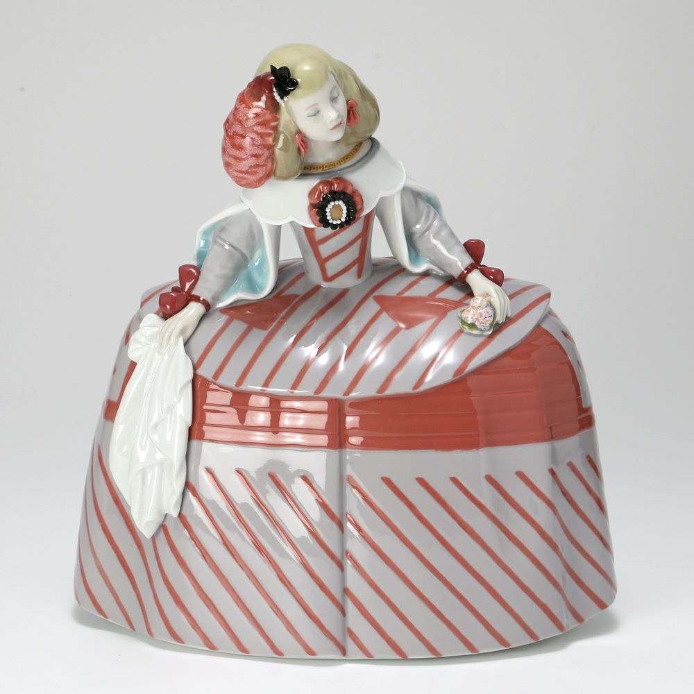 リヤドロ メニーナ 08779