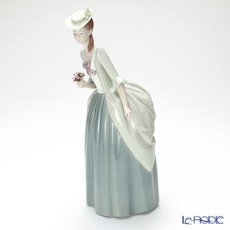 リヤドロ 花の香りの中で 09181