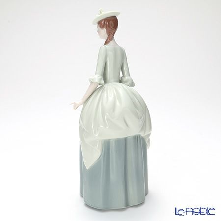 リヤドロ 花の香りの中で 09181