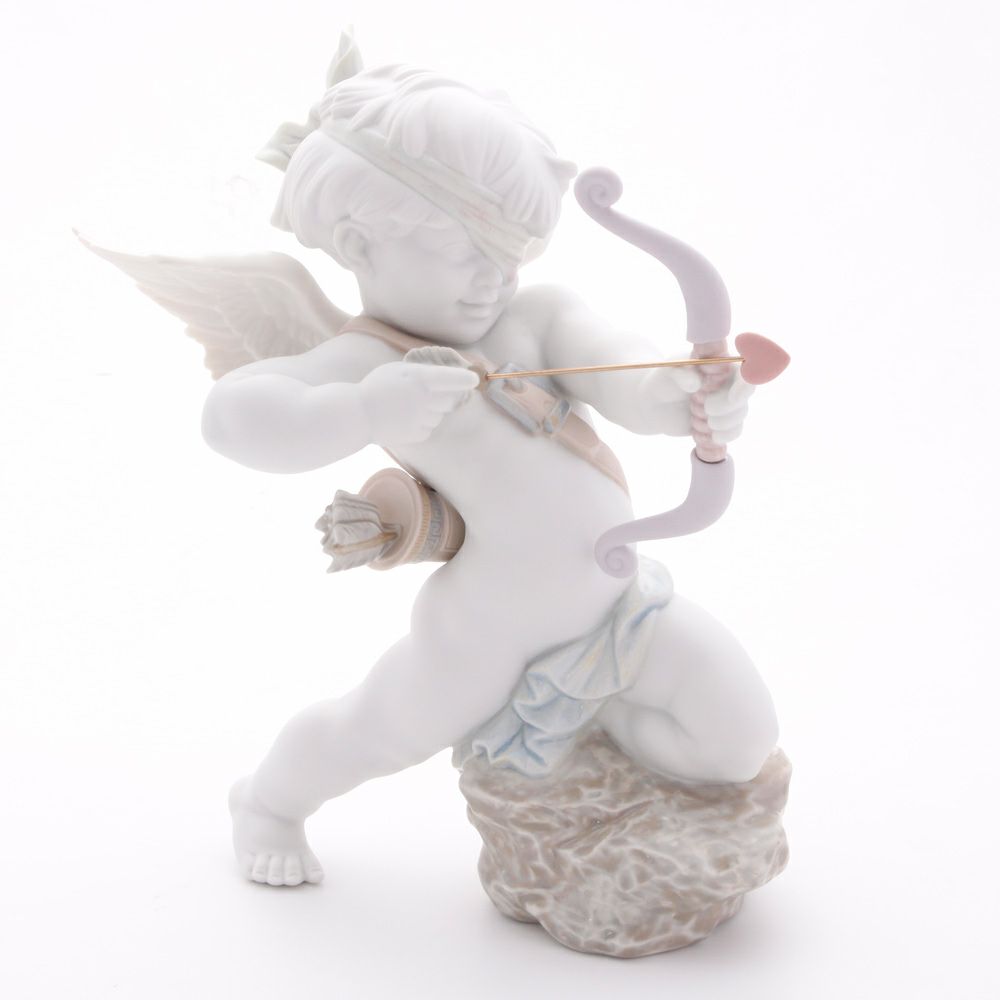 リヤドロ ハートに命中 9209