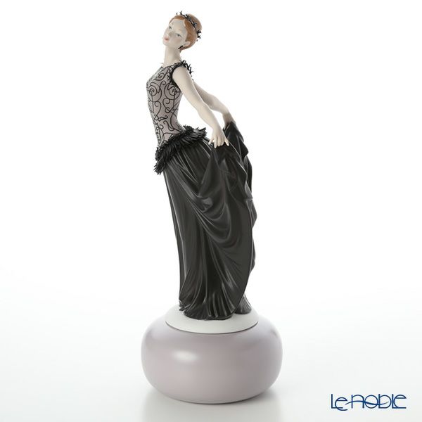 リヤドロ オート・アリュール （魅惑） 09360（37×18cm）