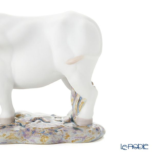 リヤドロ The Ox（小） 9489 2021年 牛（丑） ／ 令和3年