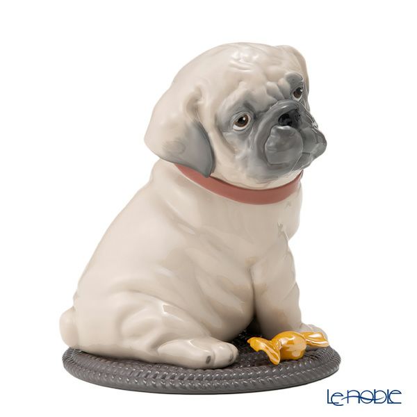 リヤドロ パグとキャンディー 09689 20×20×24cm