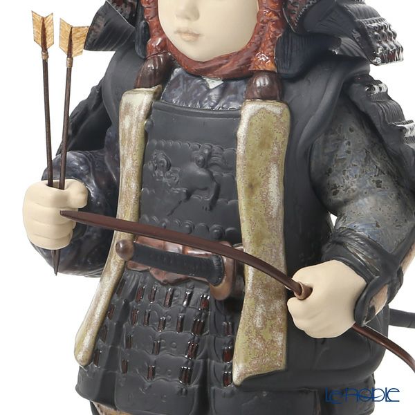 リヤドロ 若武者（陣羽織） 12559 35×20cm 固定台座付