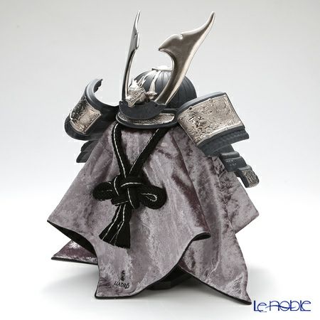 リヤドロ 兜 Black 13046