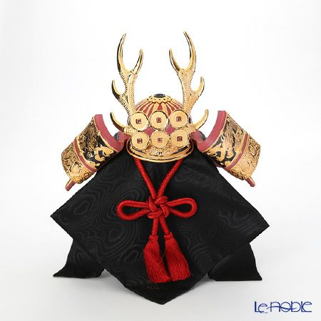 リヤドロ 兜 Red 13048