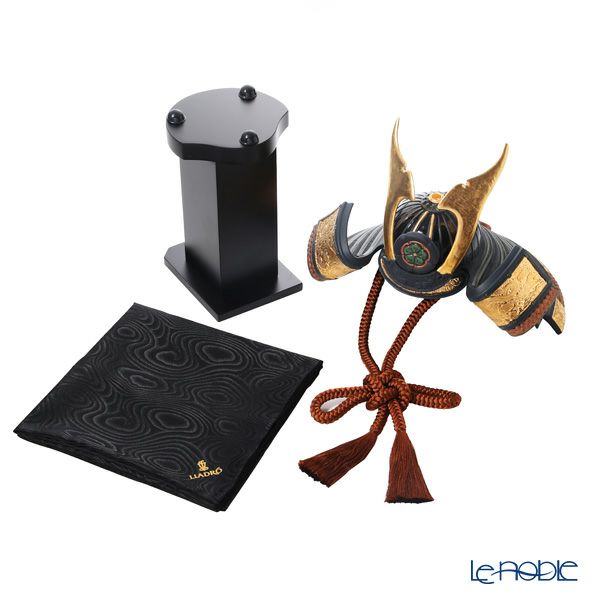 リヤドロ 兜 （橙 Orange） 13049 35×35cm 木製台座・袱紗付