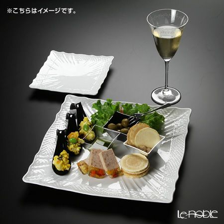 ジノリ1735／リチャード ジノリ（GINORI 1735／Richard Ginori） ベッキオホワイト スクエアプレート 26×26cm