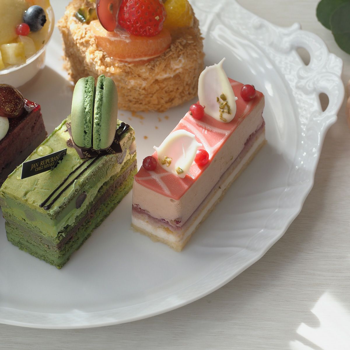 ジノリ1735／リチャード ジノリ（GINORI 1735／Richard Ginori） ベッキオホワイト ケーキトレイ 31cm