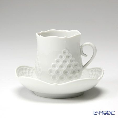 マイセン（Meissen） ホワイトレリーフ 000001／26581 モカカップ＆ソーサー