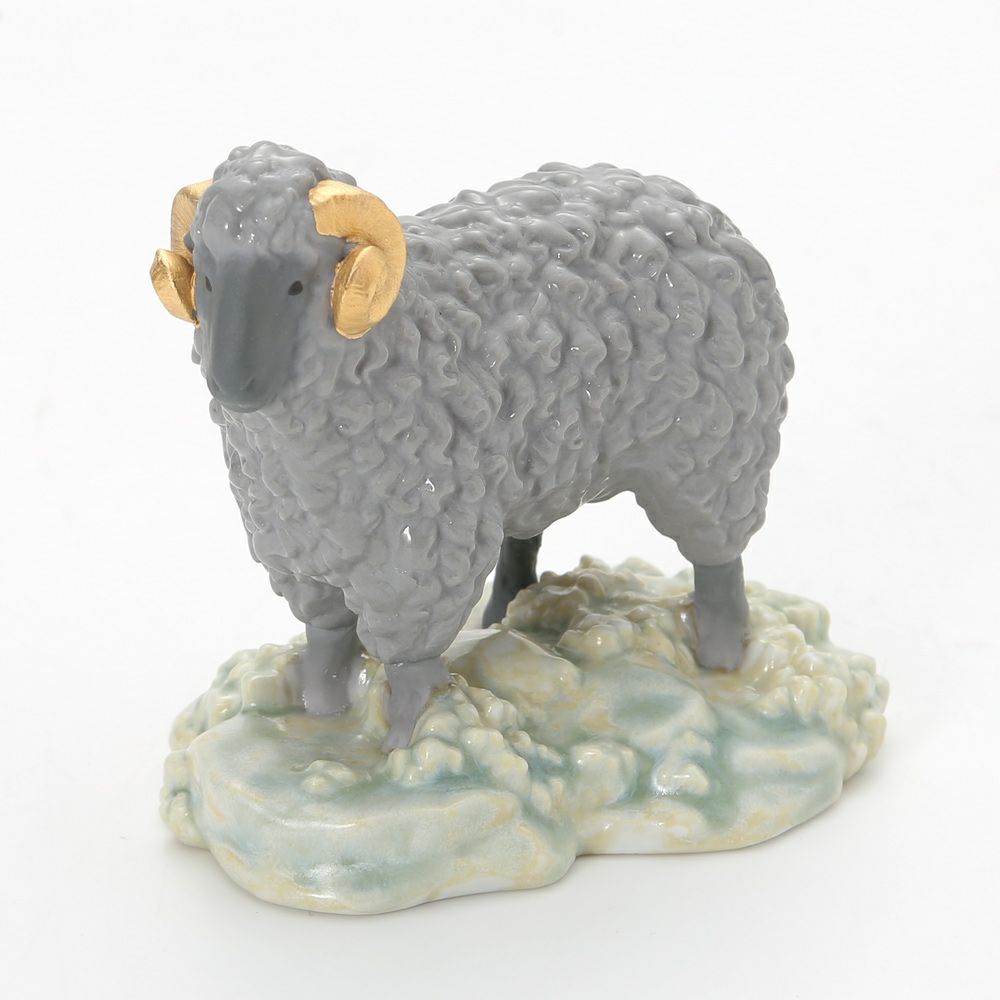 リヤドロ 羊（未）-WB 45145