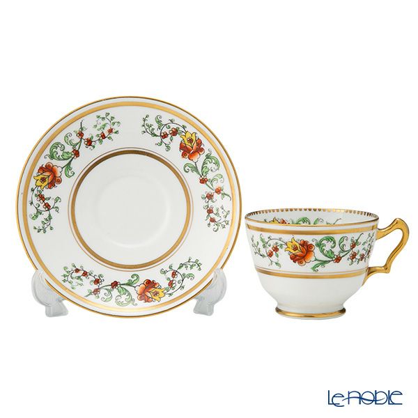 【1点限り】英国ヴィンテージ ロイヤルアルバート 手描きの花柄 金彩 トリオセット A