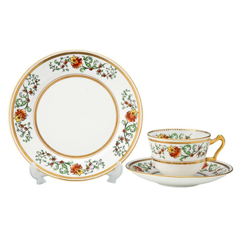 【1点限り】英国ヴィンテージ ロイヤルアルバート 手描きの花柄 金彩 トリオセット A