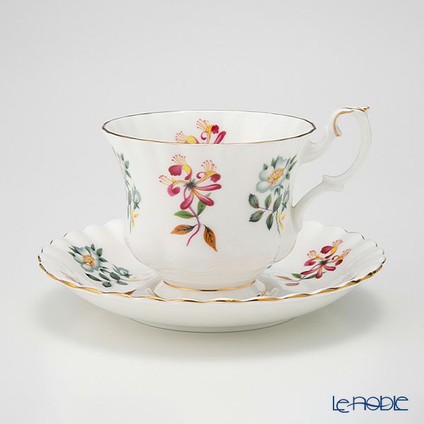 英国ヴィンテージ ロイヤルアルバート グラスミア トリオセット