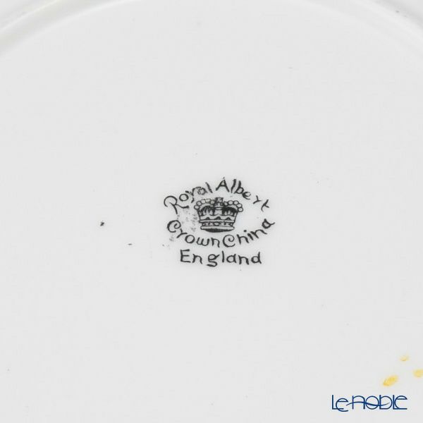 【1点限り】英国ヴィンテージ ロイヤルアルバート 手描き花柄 金彩 トリオセット B