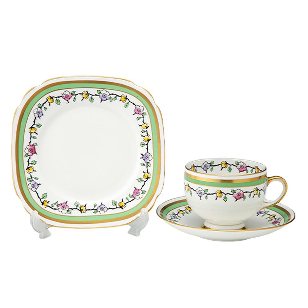 【1点限り】英国ヴィンテージ ロイヤルアルバート 手描き花柄 金彩 トリオセット B