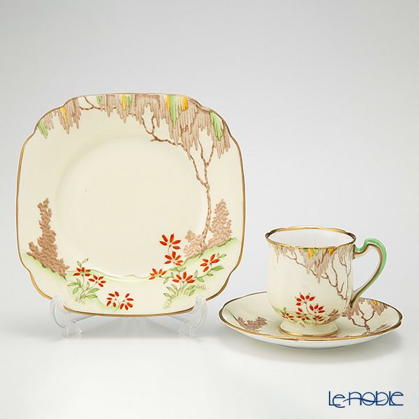 英国ヴィンテージ ロイヤルスタンダードチャイナ 花柄 トリオセット