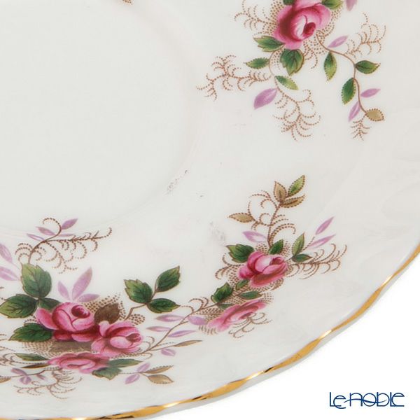 【1点限り】英国ヴィンテージ ロイヤルアルバート ラベンダーローズ ティーカップ＆ソーサー