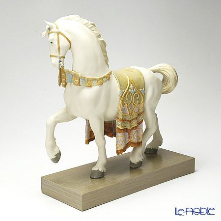 リヤドロ 威風堂々 01012497 台座付