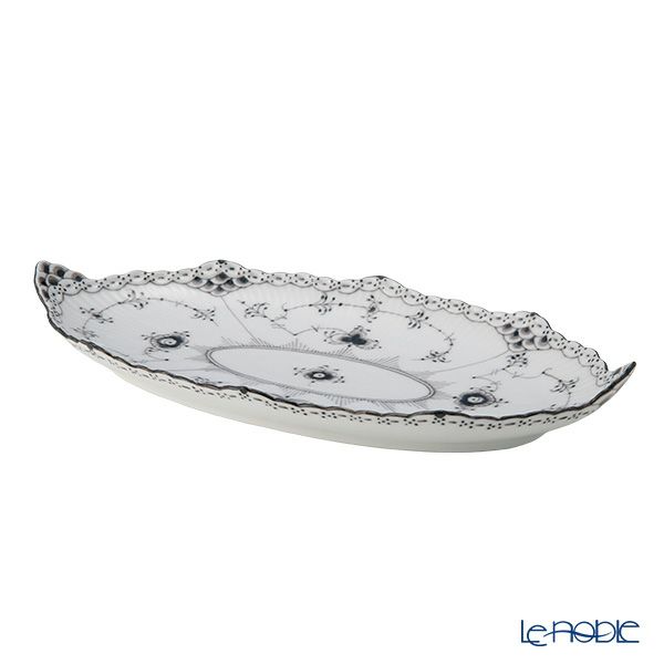 ロイヤルコペンハーゲン（Royal Copenhagen）ブラックフルーテッドハーフレース ピックルディッシュ 楕円 24.5×12cm 1066938