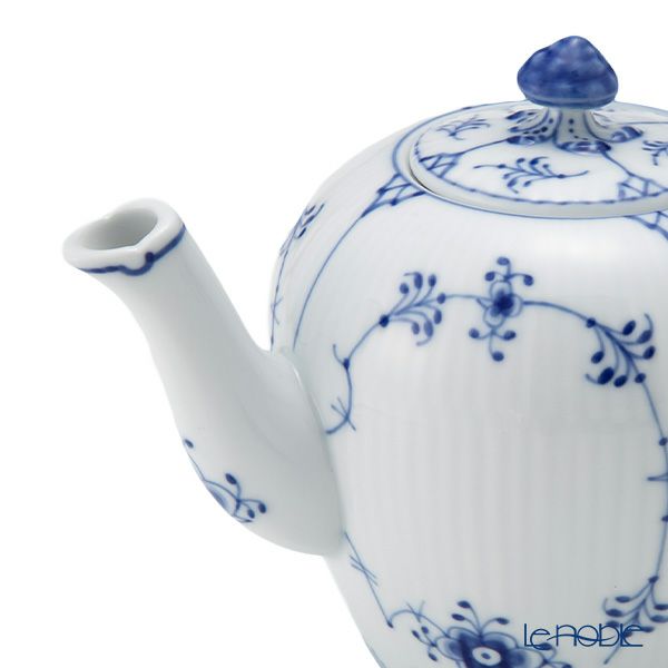 ロイヤルコペンハーゲン（Royal Copenhagen） ブルー フルーテッド プレイン ティーポット（S） 350ml 1101132