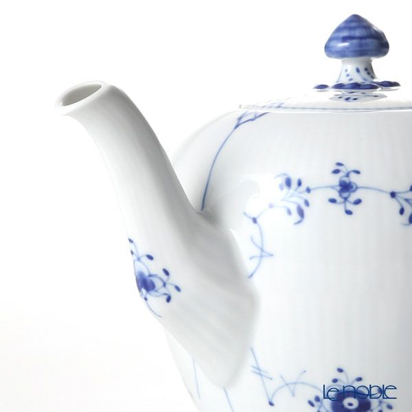 ロイヤルコペンハーゲン（Royal Copenhagen） ブルー フルーテッド プレイン ティーポット（M） 700ml 1101135
