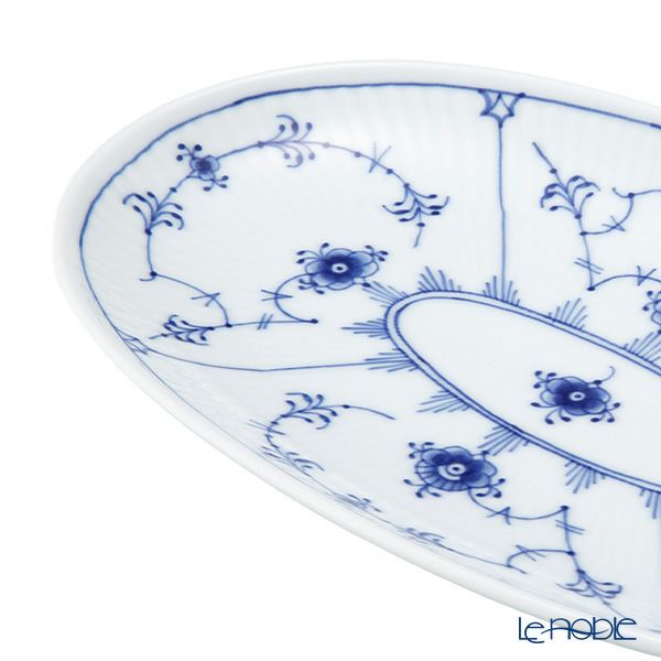 ロイヤルコペンハーゲン（Royal Copenhagen） ブルー フルーテッド プレイン オーバルディッシュ 23.5×15cm 1101356／1016759