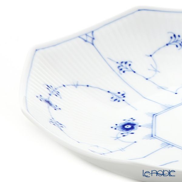 ロイヤルコペンハーゲン（Royal Copenhagen） ブルー フルーテッド プレイン アーチボウル 25cm 1101398