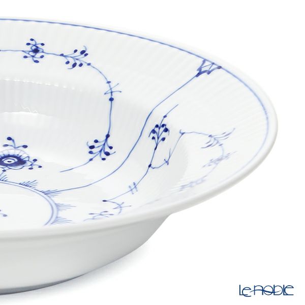 ロイヤルコペンハーゲン（Royal Copenhagen） ブルー フルーテッド プレイン プレート（ディープ） 23cm 1101605／1017196