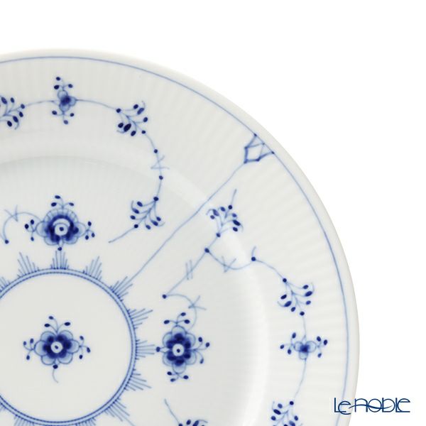 ロイヤルコペンハーゲン（Royal Copenhagen） ブルー フルーテッド プレイン プレート（フラット） 22cm 1101622／1017200
