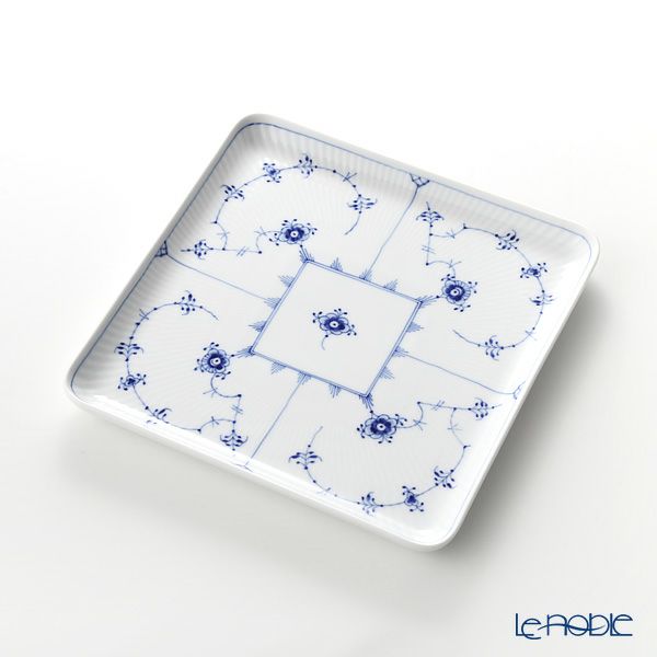 ロイヤルコペンハーゲン（Royal Copenhagen） ブルー フルーテッド プレイン スクエアディッシュ 20cm 1101720／1017204